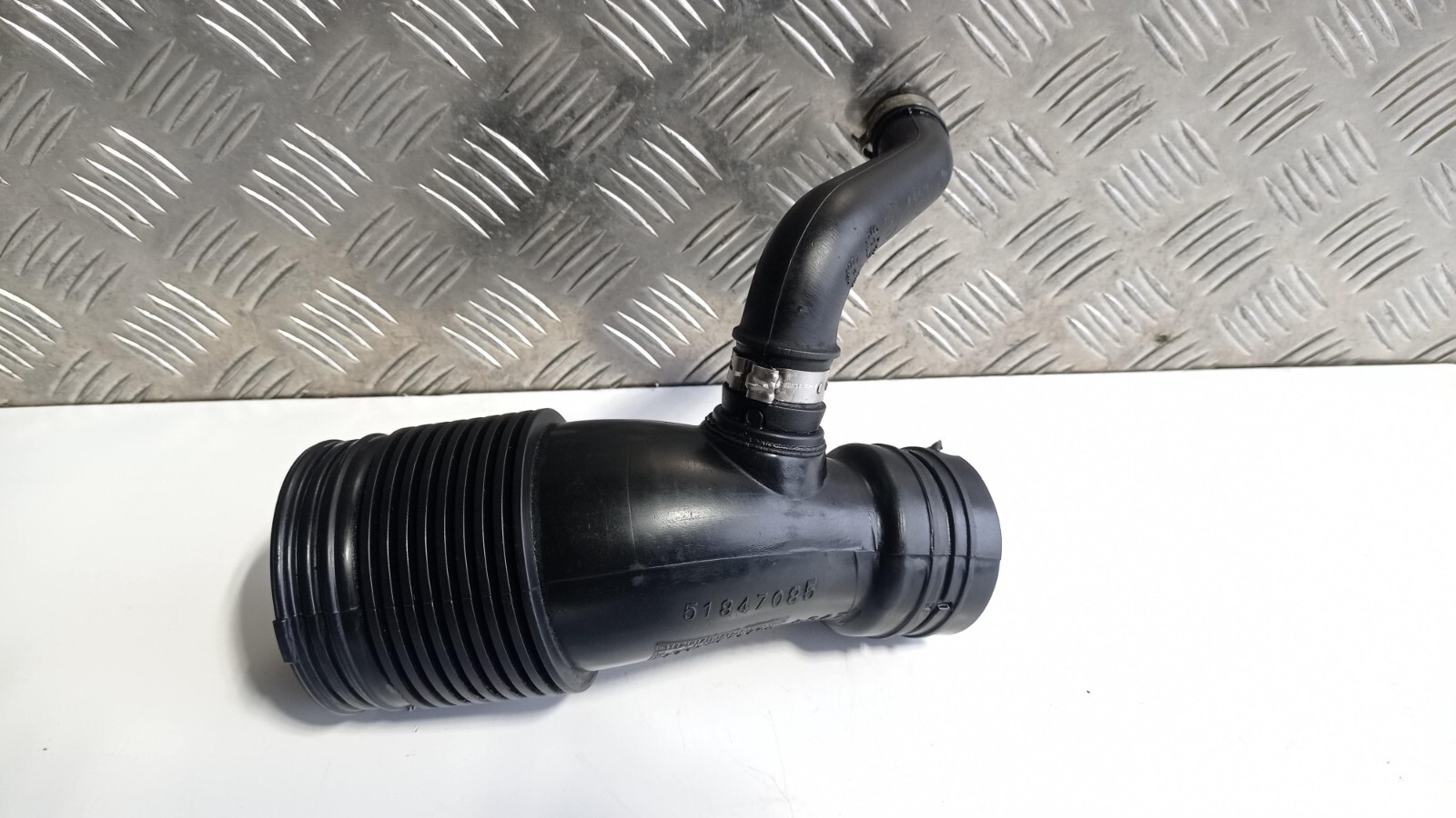 Air Intake Pipe Hose Lancia Delta III 844 51847085 1.6 D Multijet 