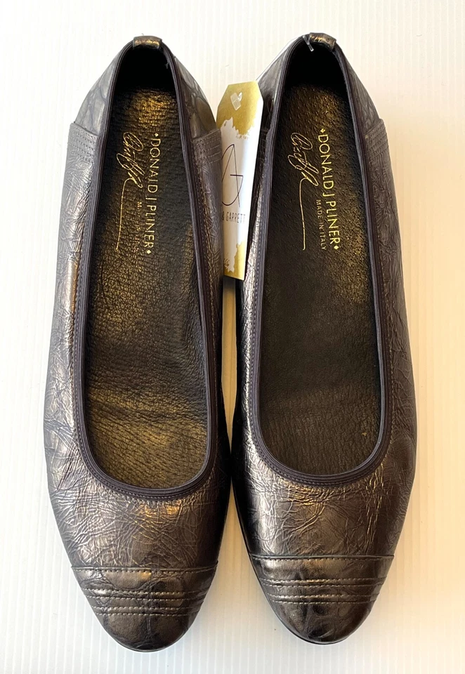 Donald J Pliner "Hideyo" Oro Oscuro Cuero agrietado Sin cordones Planos Talla 8.5 EE. UU. Foto 2 de 4