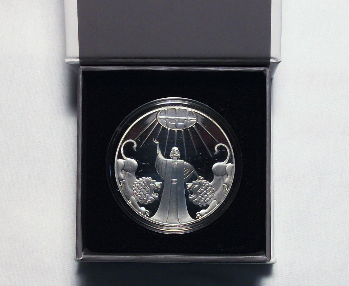 2012 DANIEL IN THE LIONS DEN - One oz. - .925 Silver Proof Coin 2