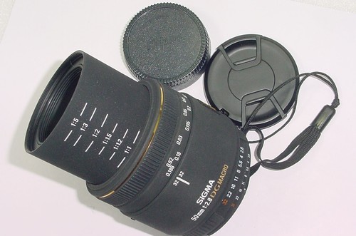 Sigma 50 mm f/2,8 DG MACRO EX Autofokus Objektiv für Nikon AF D Halterung - neuwertig