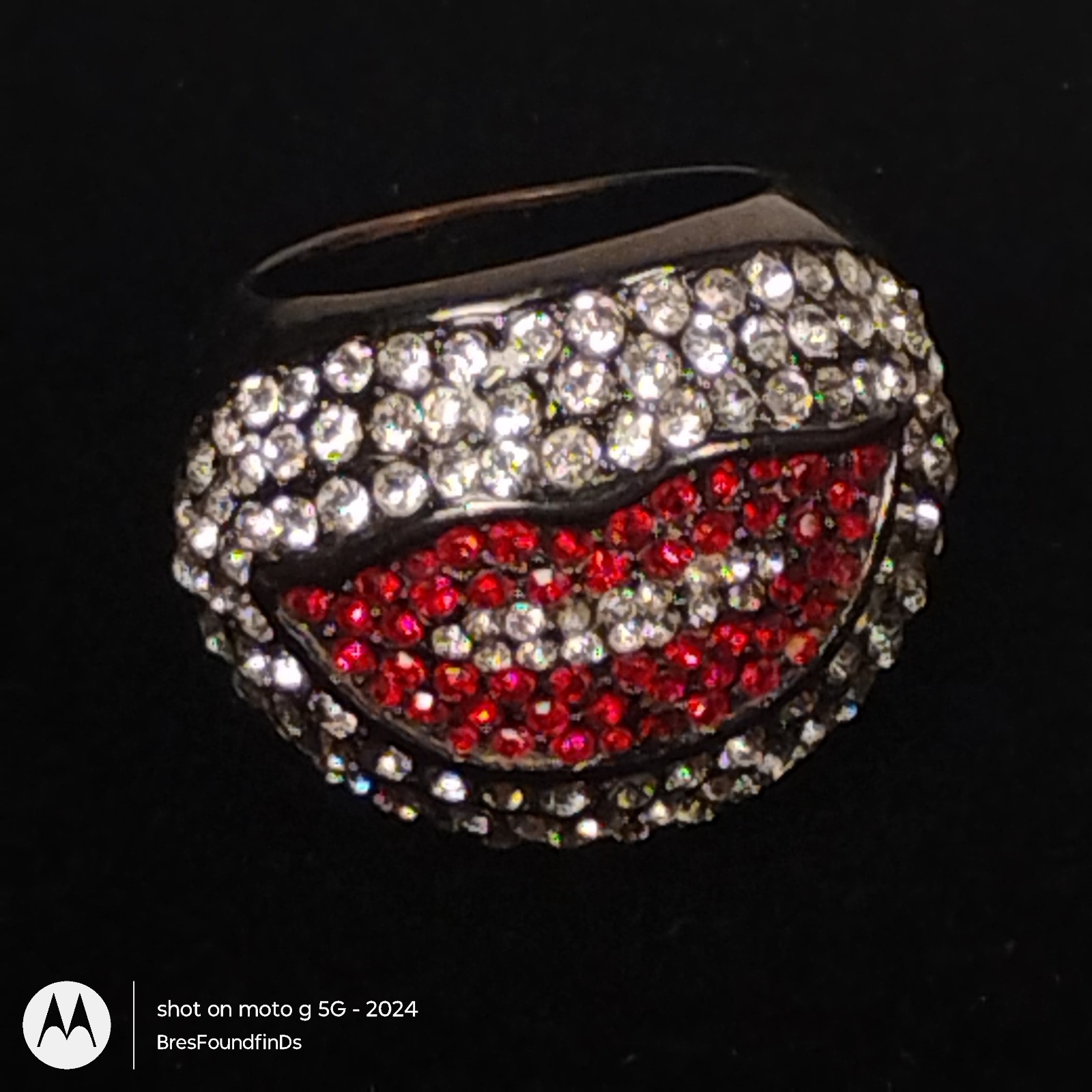 Rhinestone Lip Kiss Statement Ring Red Crystal He… - image 1