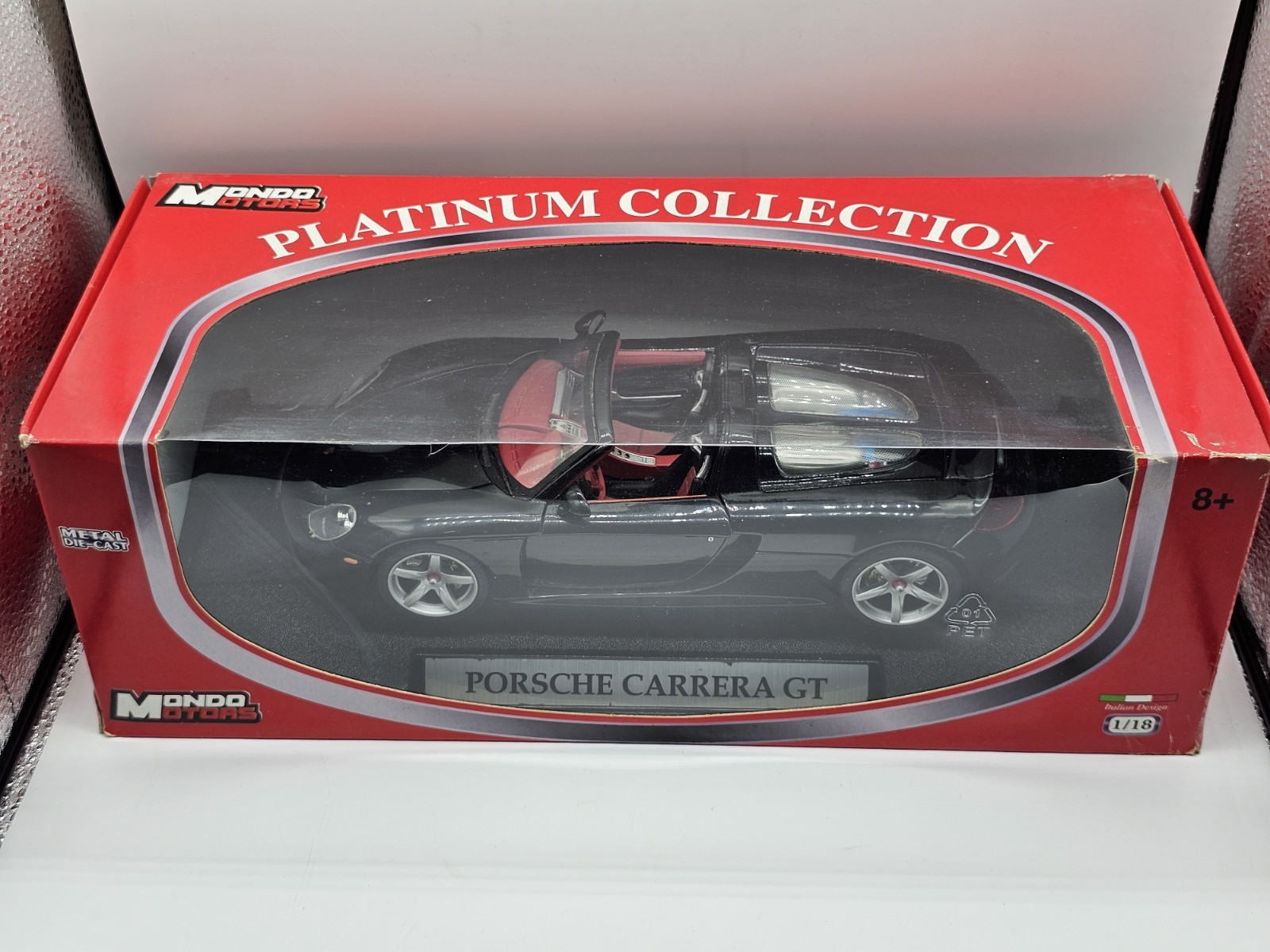 Porsche Carrera GT Nero 1:18 Mondo Motors In Box