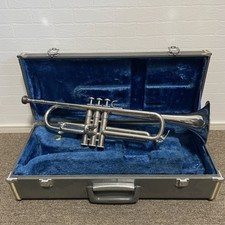 YAMAHA YTR-135 YTR135 Trumpet Silver Color with Hard Case Mouthpiece Stuck slide