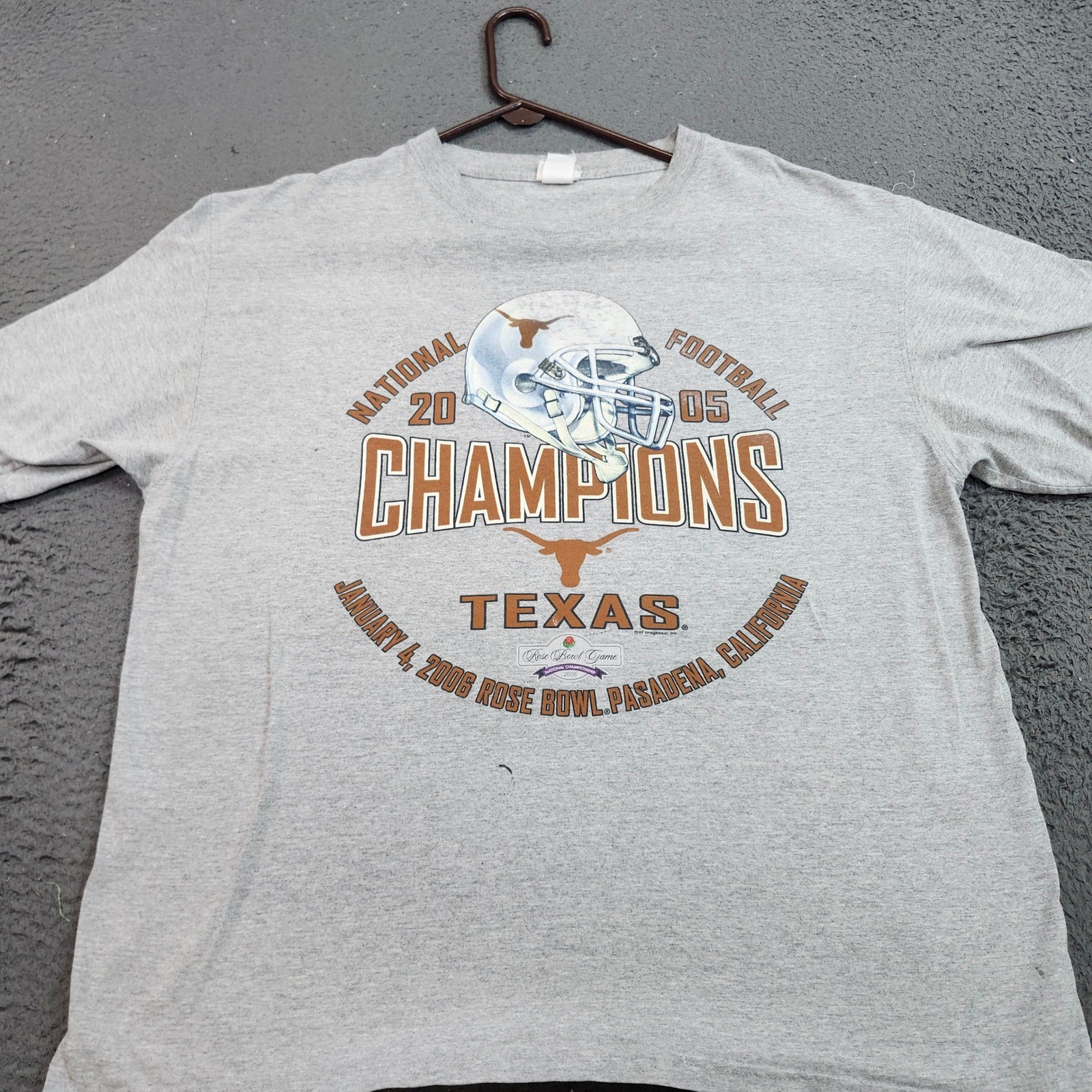 Texas Longhorns 2005 National Champions Rose Bowl T-Shirt Gray Mens XL CSA 0597