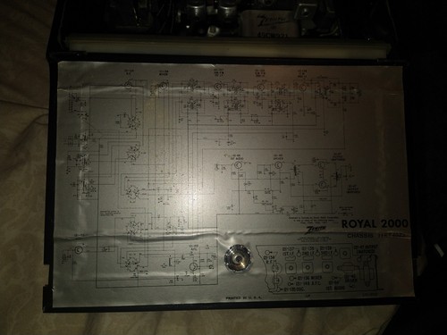 Radio FM AM vintage anni 60 Zenith Royal 2000 tutto transistor funzionante LEGGI! - Foto 10 di 21