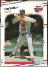 JOE NIEKRO 1988 Fleer #18. TWINS