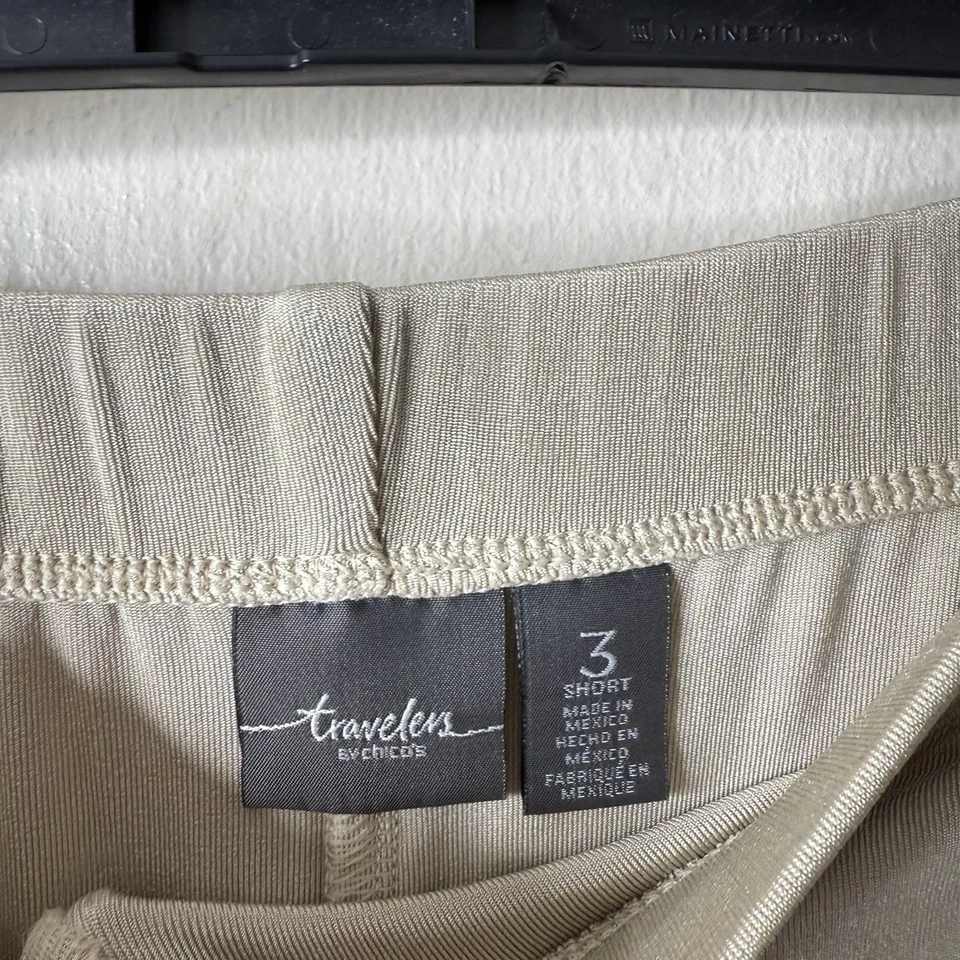 Pantalones cortos Chicos Travelers beige líquido ceñido tejido 3 XL cortos 3S Foto 3 de 4