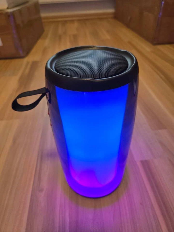 Lautsprecher mit Base & LED Beleuchtung Geeignet für den Außenbereich