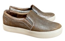 Frye Ivy Slip-On Snaker Size 7 M Metallic Silver Beige