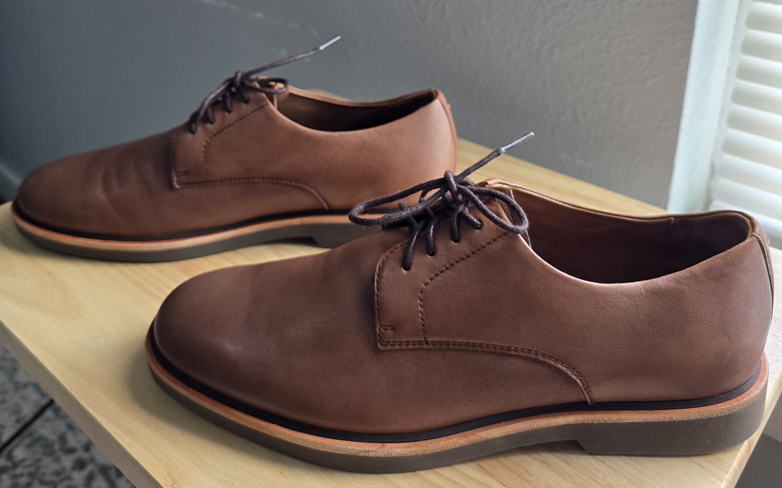 SAOLA Scarpa elegante Oxford Gentle Souls by Kenneth Cole Greyson Buck in pelle taglia 9 usata in ottime condizioni