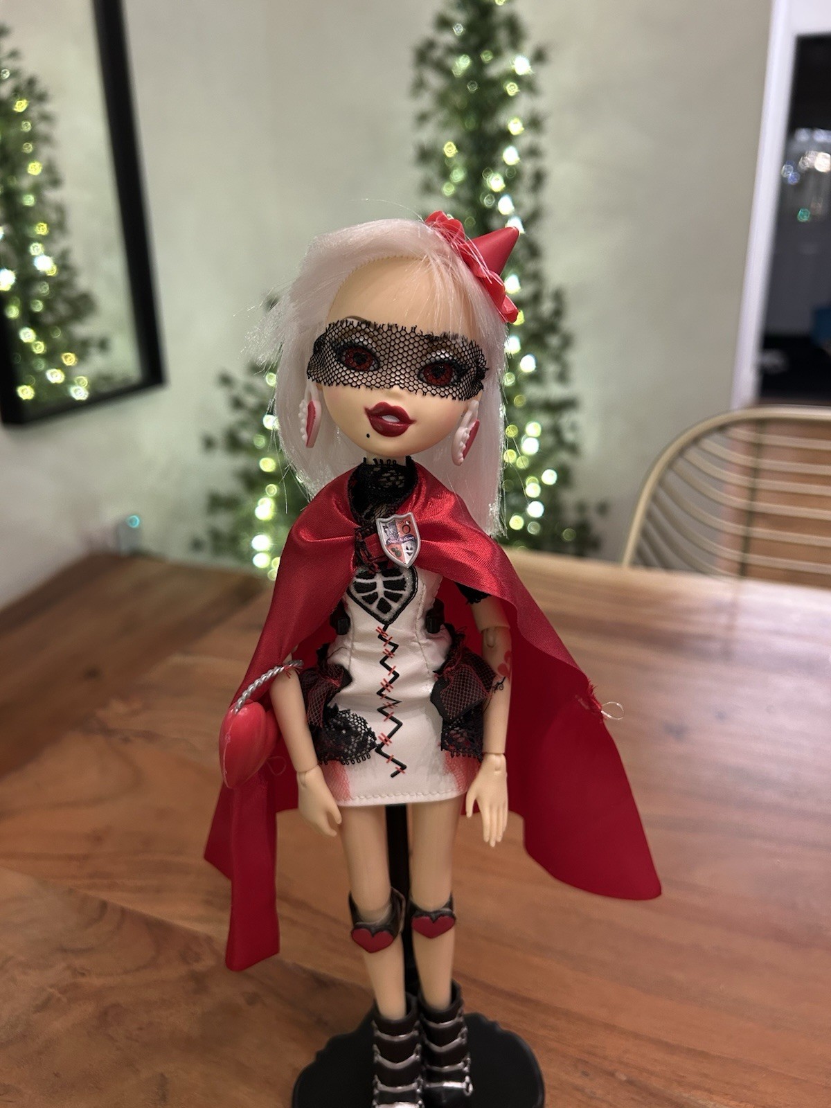 Bratzillaz Glam Gets Wicked Jade J'Adore Doll Bratz Mga
