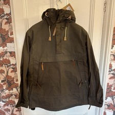 Fjallraven Anorak No 8 Dark Olive small (fits medium) new with tags