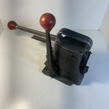 Signode AD 506-8 Size 1/2" Seal Feed Strapping Tool Machine