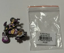 Hard Rock Cafe pin Detroit Sexy Skater girl 2015 Roller Derby Limited Ed /250
