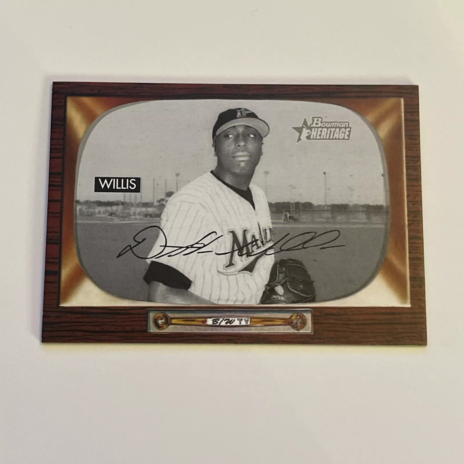Dontrelle Willis trading card