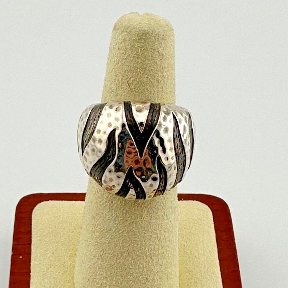 Anillo cúpula de dos tonos a rayas de tigre de plata esterlina John Hardy JAI
