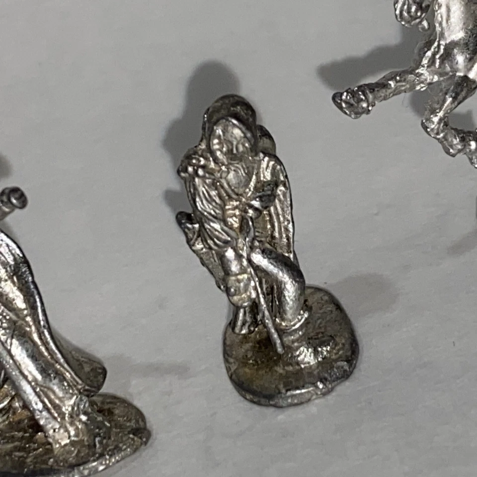 Vintage Rare 1985 Metal D&D Miniature Figurine Dungeons And Dragons Set Of 4 - Image 3 of 4