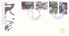 NED12) Netherlands 1979 CHILD WEFARE set of 2 FDCs