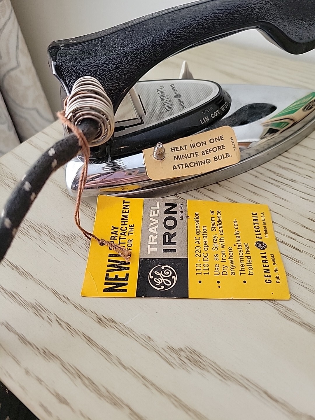 Vintage GE Spray Steam & Dry Travel Iron W/Overseas Adapters F49 Tags Still On