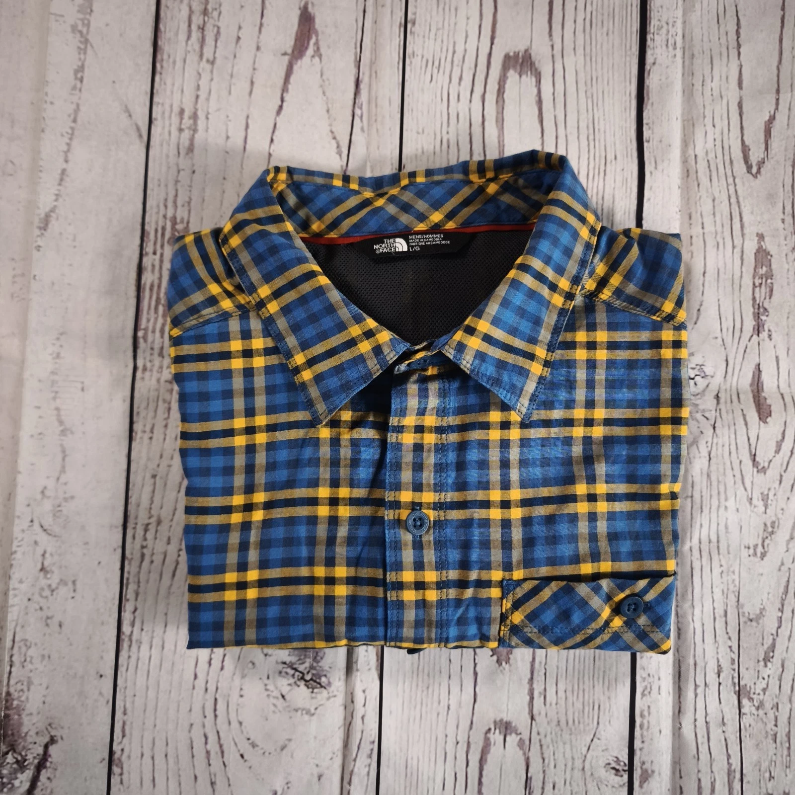 The North Face Short Sleeve Check Shirt Men’s L – Hiking Outdoor Lightweight