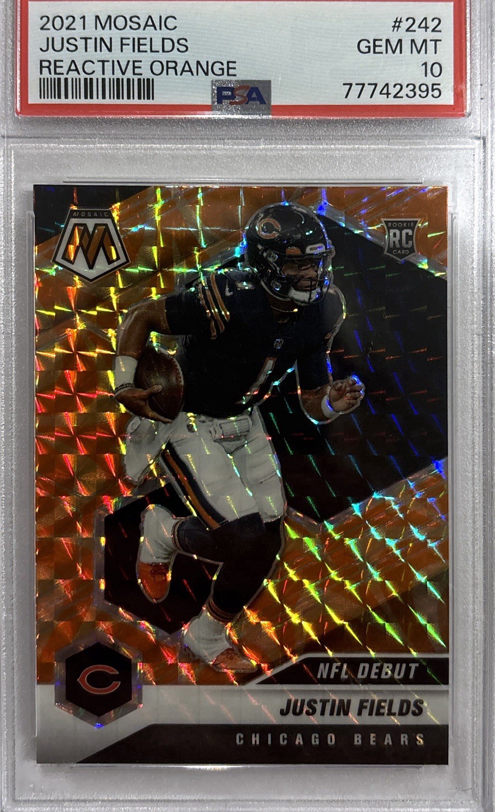 2021 Panini Mosaic - Justin Fields NFL Debut Reactive Orange PSA 10 (RC) #242