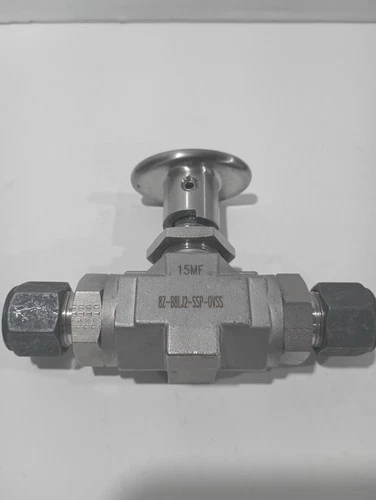 PARKER 8Z-B8LJ2-SSP-0VSS Manual Two-Way Ball Valve 1/2" Std 