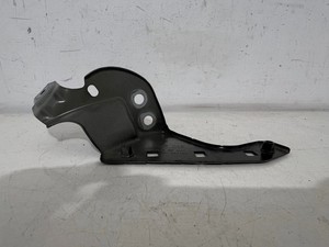 Volkswagen Taigo 2024 Vorne links Halterung Kotflügel 2G7821135 KED955