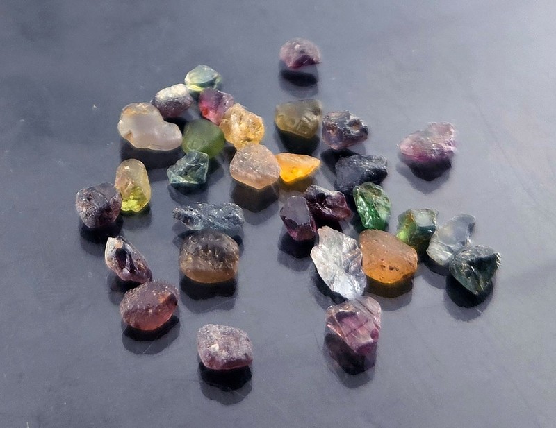 7.58 grams of Tanzanian Katai Sapphire Facet Rough