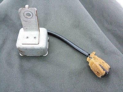 TOYOTA AE86 Trueno Levin Speed Warning Chime 86640-12070 OEM Used