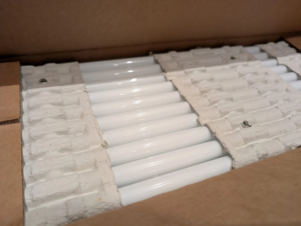 Osram Lampada Tubo Fluorescente Lumilux T5 FQ 24W -830 - Immagine 2 di 4