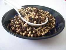 WHOLE PEPPERCORNS 2 COLOR MIXED TUXEDO 2,4,8,16,32 OZ RESEALABLE BAG