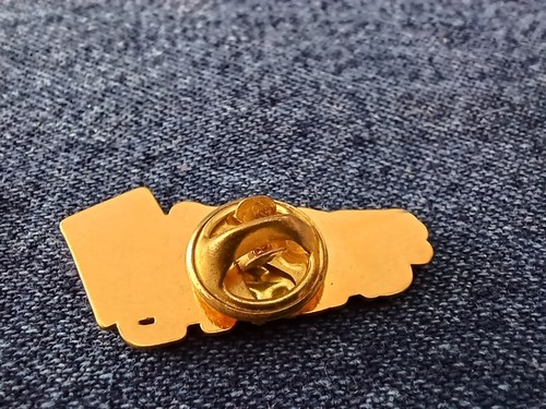 2 Albertville 1982 Olympic Games Pins Gaspard SNCF - Picture 5 of 5
