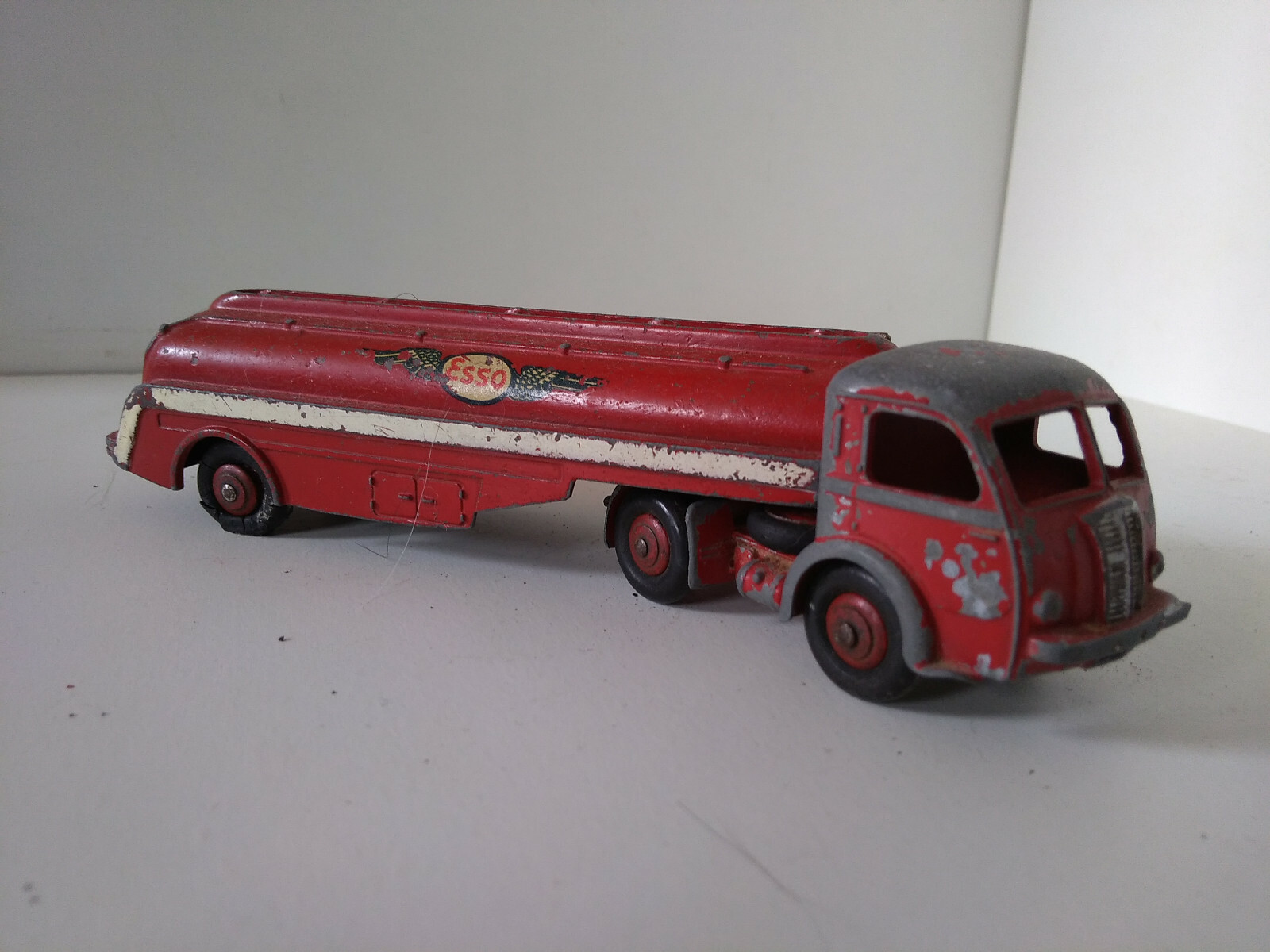 Dinky Toys France 32C Panhard Movic Citerne Esso, échelle 1/43, Occasion