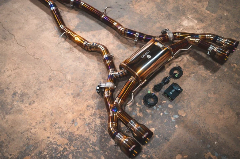 Valvetronic Designs Burnt Titanium Valved Exhaust System For 19-25 BMW X3M/X4M Foto 3 de 4