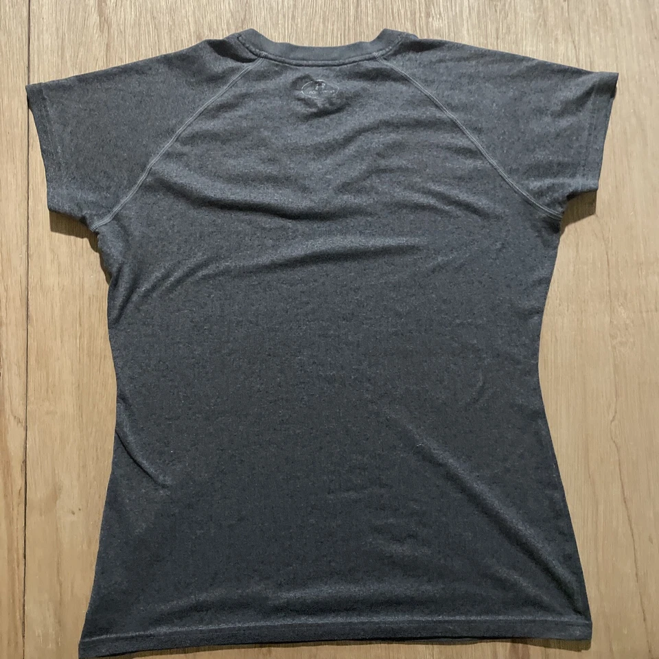 Camisa Under Armor Mujer SM Heat Gear Suelta Pull Over Cuello en V Top Foto 3 de 4