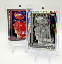 Carlos Sainz 2025 Topps Chrome F1 GP DOTD RayWave ##124 Australian GP + Base (2)