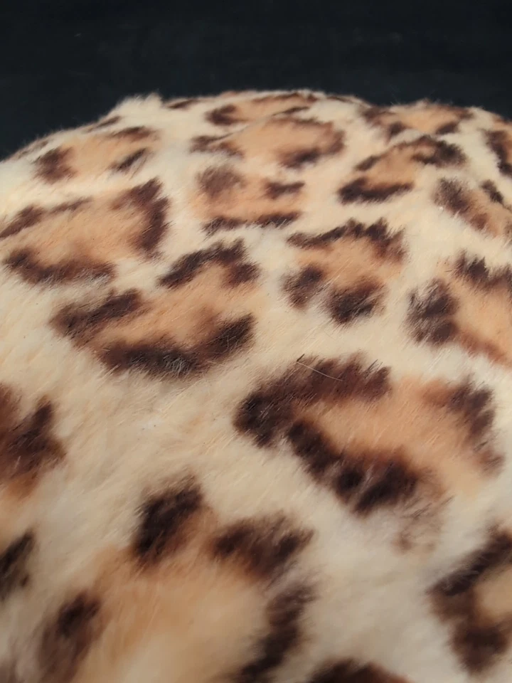 Sombrero de piel vintage con estampado de leopardo Valerie Modes Foto 4 de 4