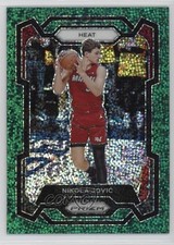 2023-24 Panini Prizm Green Sparkle Prizm 1/8 Nikola Jovic #121 6q5