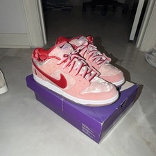 Nike SB Dunk Low "Strangelove" Pink Skateboarding Shoes US 11.5