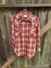 Vintage 1970s Wrangler Men's L Red Yellow Plaid Cotton pearl snap button up