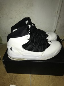 jordan aura 11