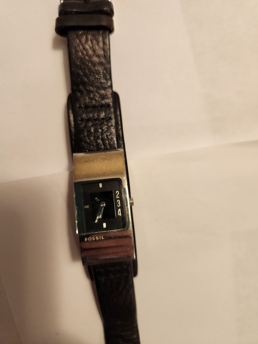 Fossil Women’s Quartz Analog Rectangle Watch Black Dial Silver Case Leather Vintage Rectangular Fossil Watch | Retro Fossil Quartz Watch  main image 3