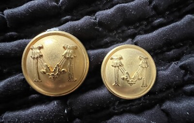 Zwei Vintage Knöpfe. Mondi - Gold. Ca. 1  und 0,8 .  Neu.