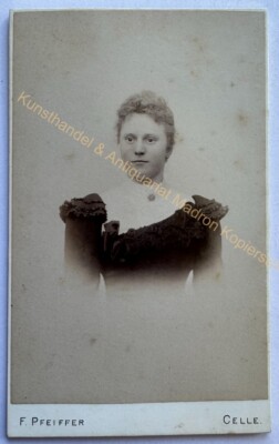 orig. CDV Foto Fotografie alt Bild Frau Dame Mode um 1890 Celle Pfeiffer