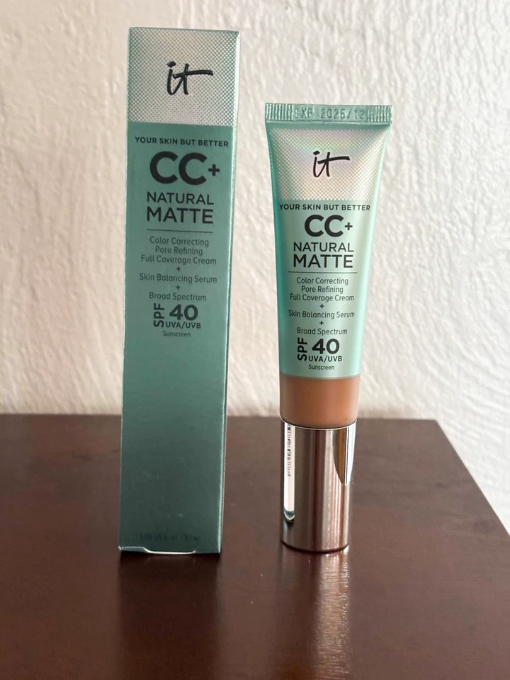 It Cosmetics CC+ Cream Foundation Matte 1.08 oz (Choose Shade) 2025 exp - Image 3 of 4