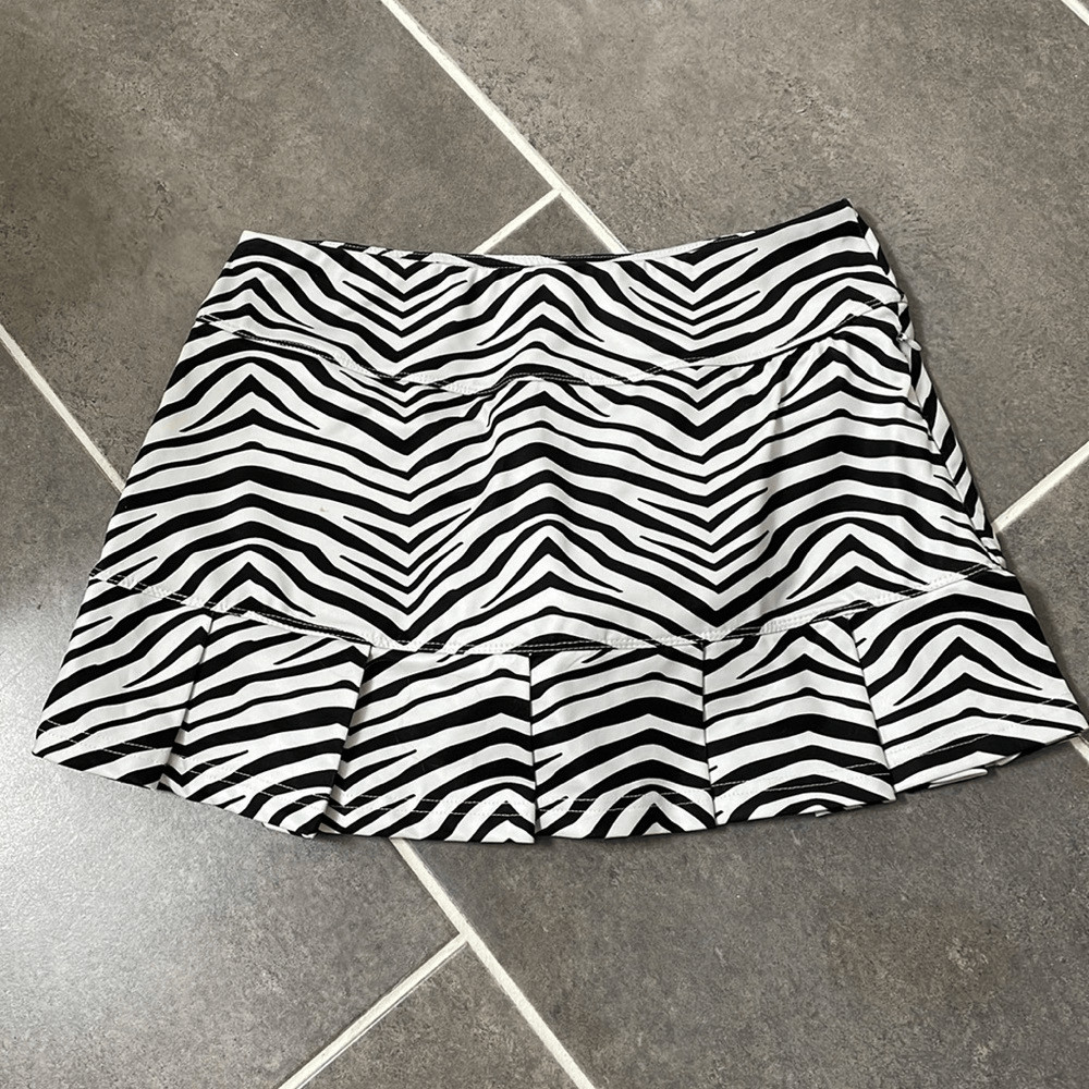 Bolle black and white zebra print tennis skirt size s… Gem