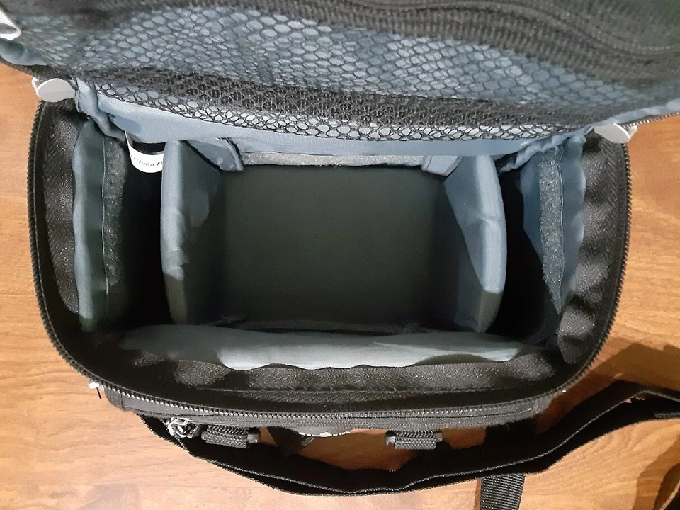 Samsonite Bolso para Cámara Negro Acolchado Ajustable Correa para el Hombro 5 Bolsillos Foto 2 de 4