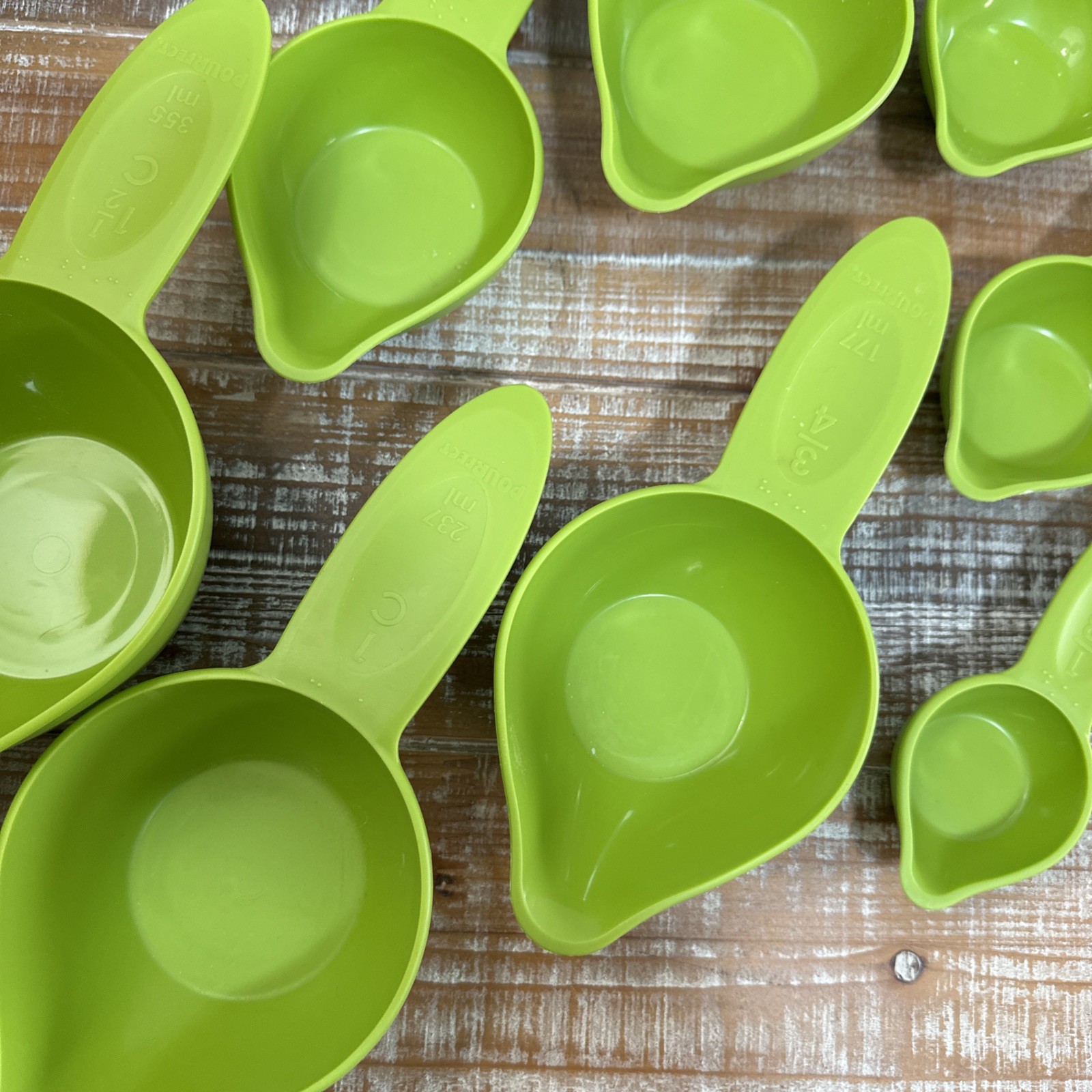 RARE Vtg Randy Kaas POURfect Mixing Bowls 11 pc Nesting Cups & 2 Bowls Green USA