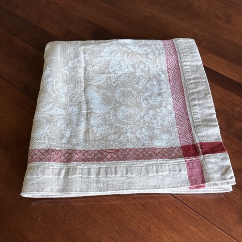 Williams Sonoma Jacquard Tablecloth 70” X 108” Famer’s Market Pattern Russia