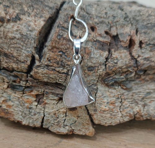 Colgante de piedras preciosas áspera de cuarzo rosa natural 925 joyería de... - Imagen 2 de 10